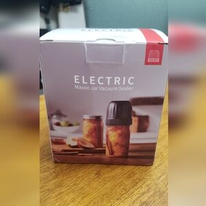 New Electric Mason Jar Vacuum Sealer - Black , Sealed In Box, Kitchen Canning